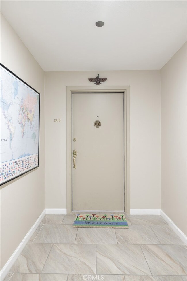 512 Esplanade unit 203, Redondo Beach, CA 90277 - photo 4