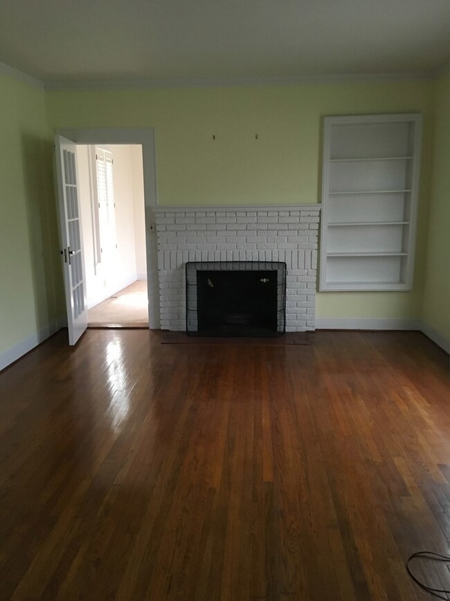 307 E 4th St, Donalsonville, GA 39845 - photo 5