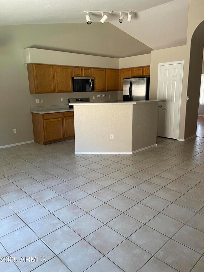 2463 S Avoca Cir, Mesa, AZ 85209 - photo 6