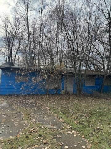 1011 E 47th Place, Gary, IN 46409 - photo 2