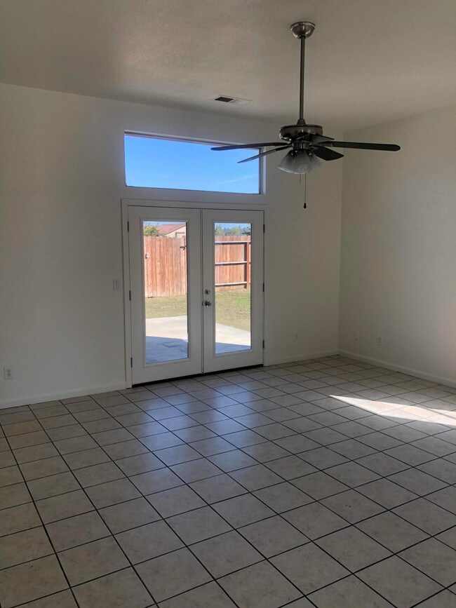 0306F2C5-4D1D-4A48-9182-083938D301D0