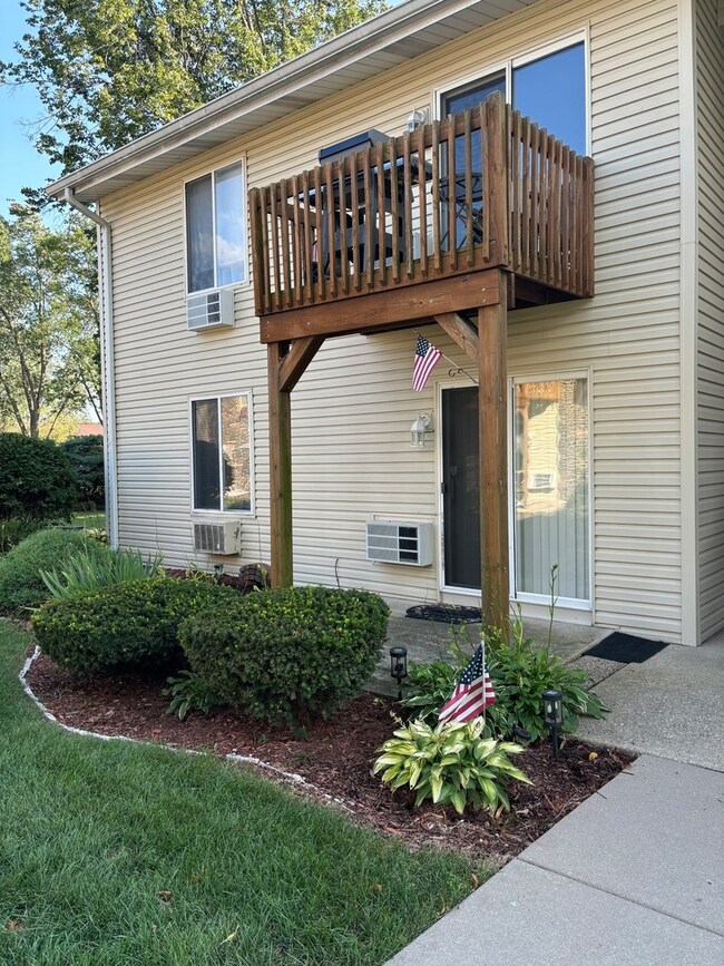 2800 Light Rd unit 107, Oswego, IL 60543 - photo 2