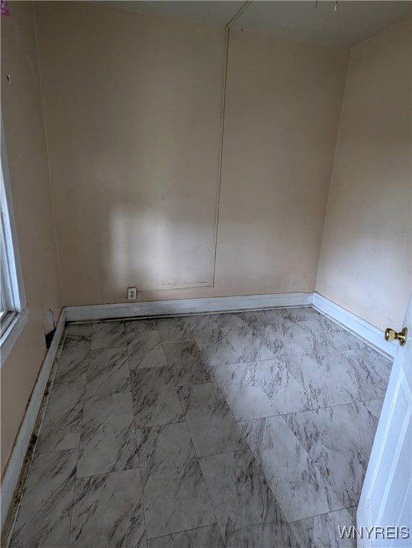 1706 Niagara St, Niagara Falls, NY 14303 - photo 3