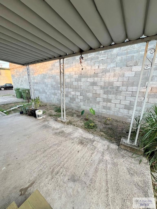 1344 E Monroe St, Brownsville, TX 78520 - photo 6