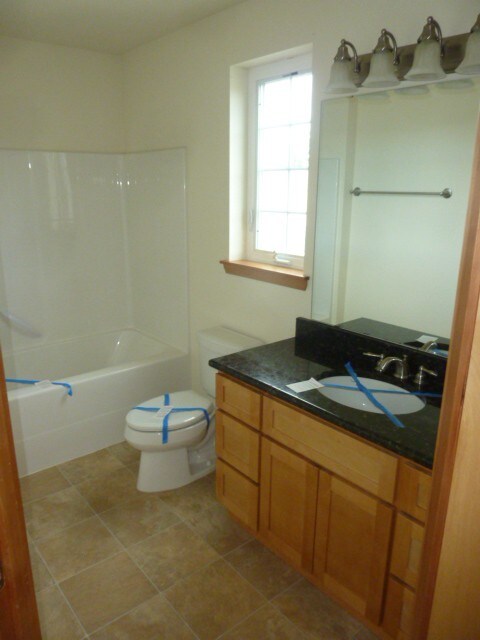 7327 6th Ave unit A, Tacoma, WA 98406 - photo 6