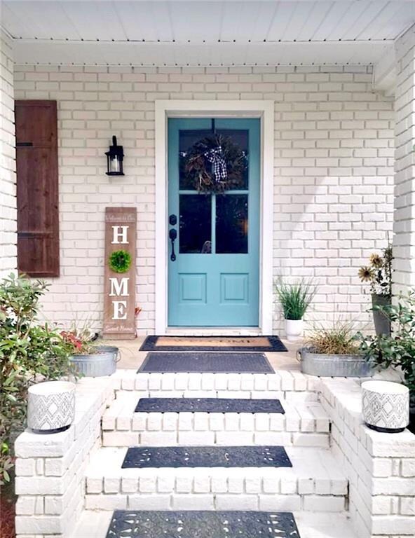 Front Door w/ Updated Paint Color
