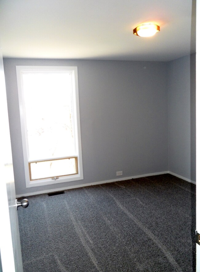 3815 Appian Way unit T14C, Glenview, IL 60025 - photo 3