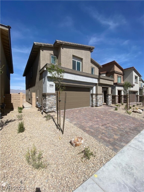 8838 Sasquatch Run Ave, Las Vegas, NV 89166 - photo 2