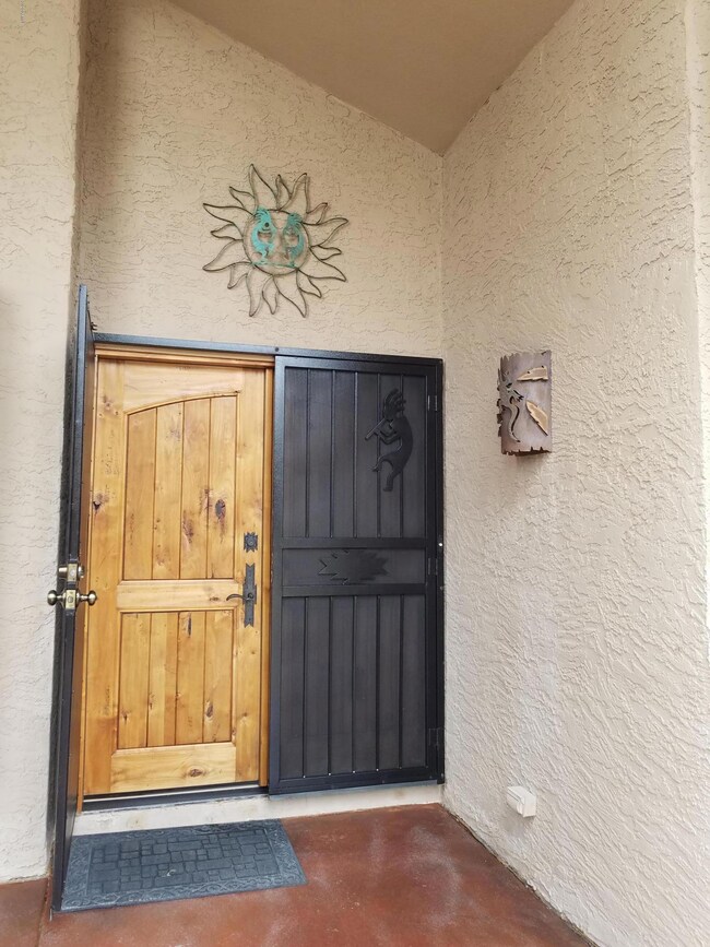 main entrance w/dbl custom wood