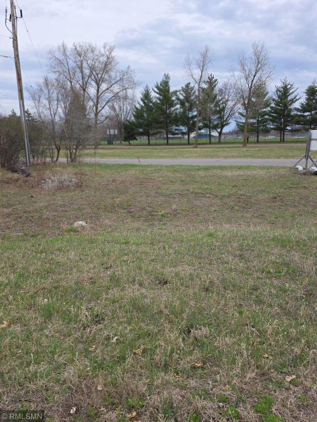 2024 Forest Ct, Saint Cloud, MN 56301 - photo 2