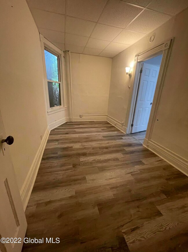 123 Clinton St unit 1st Floor, Albany, NY 12202 - photo 4