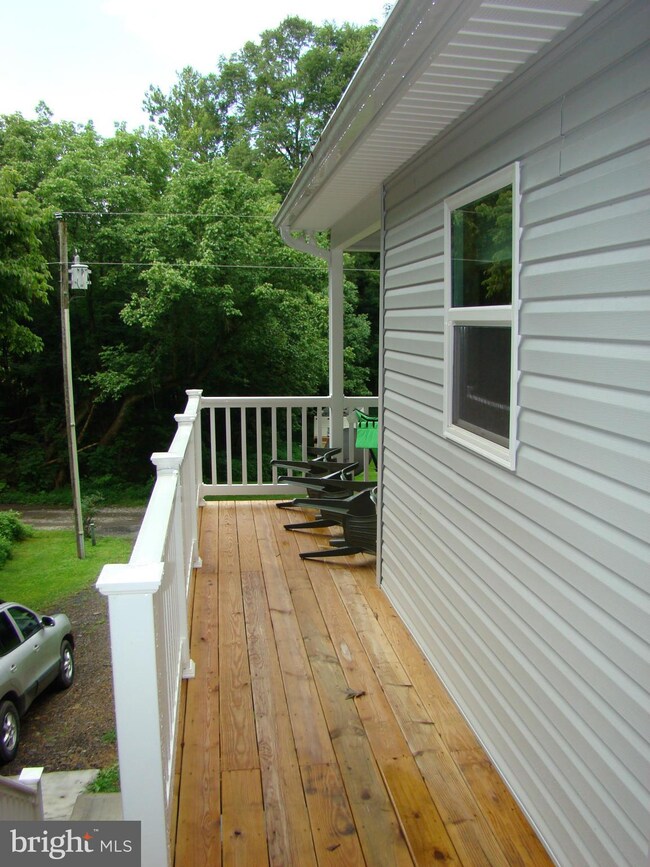 578 Deer Meadow Dr, Strasburg, VA 22657 - photo 6