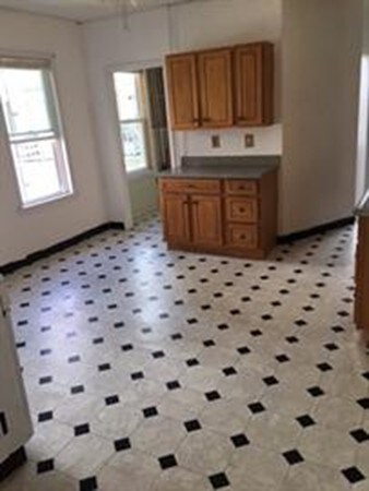 66 Goddard St unit 1, Fitchburg, MA 01420 - photo 4