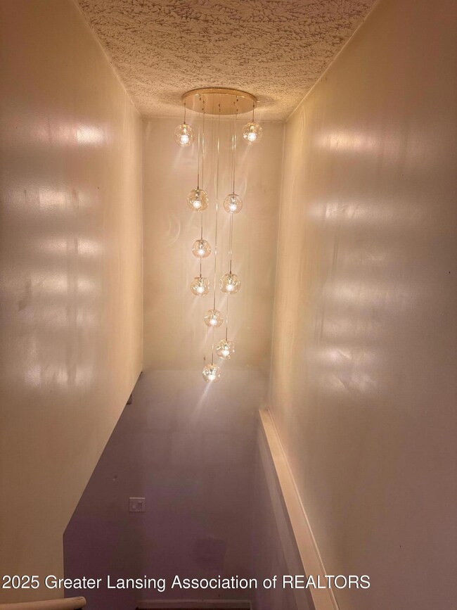 7510 Glen Terra Dr unit 7, Lansing, MI 48917 - photo 4