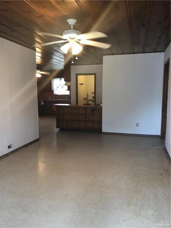 404 Walter Wagers St, Weslaco, TX 78599 - photo 6