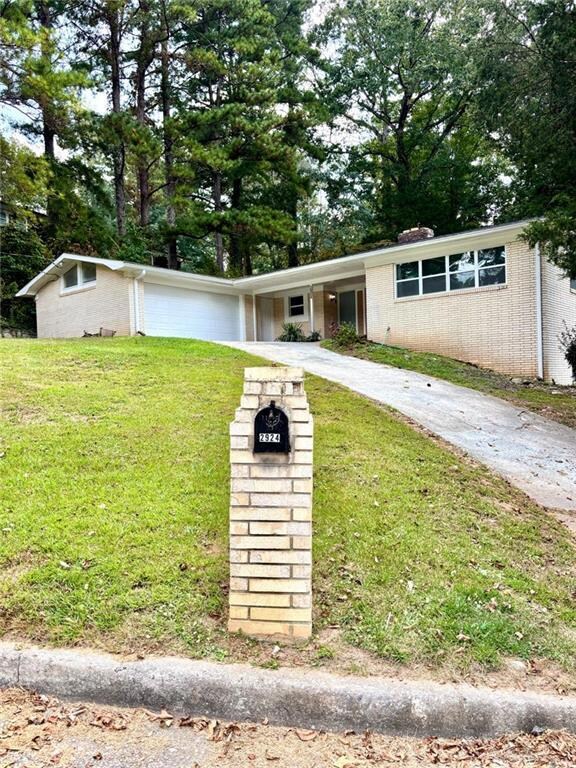2924 Handy Dr NW, Atlanta, GA 30318 - photo 2