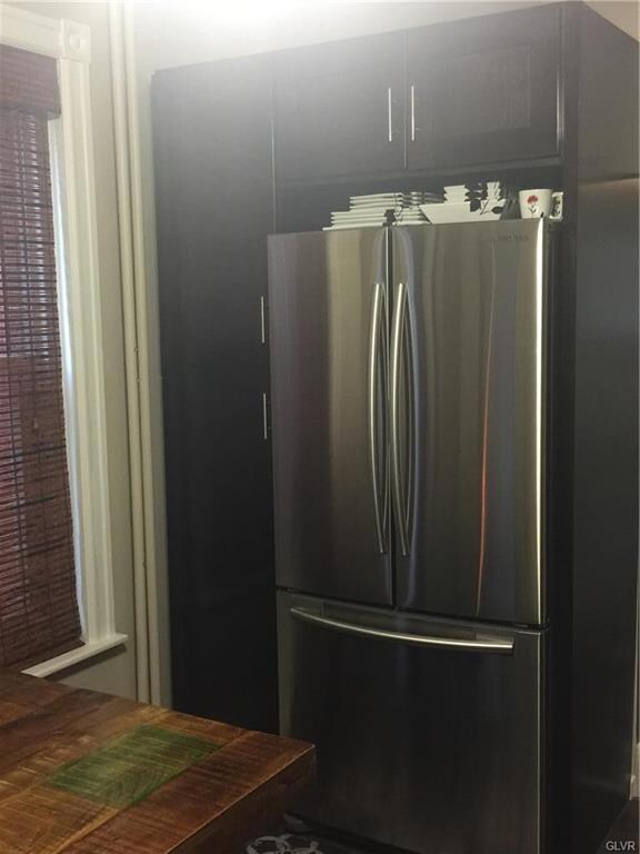 643 N 2nd St, Allentown, PA 18102 - photo 5