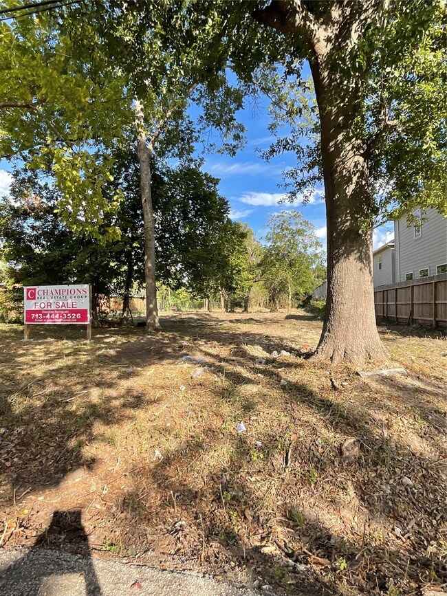 00 Tuskegee, Houston, TX 77091 - photo 2