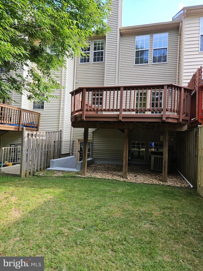 14012 Winding Ridge Ln, Centreville, VA 20121 - photo 3