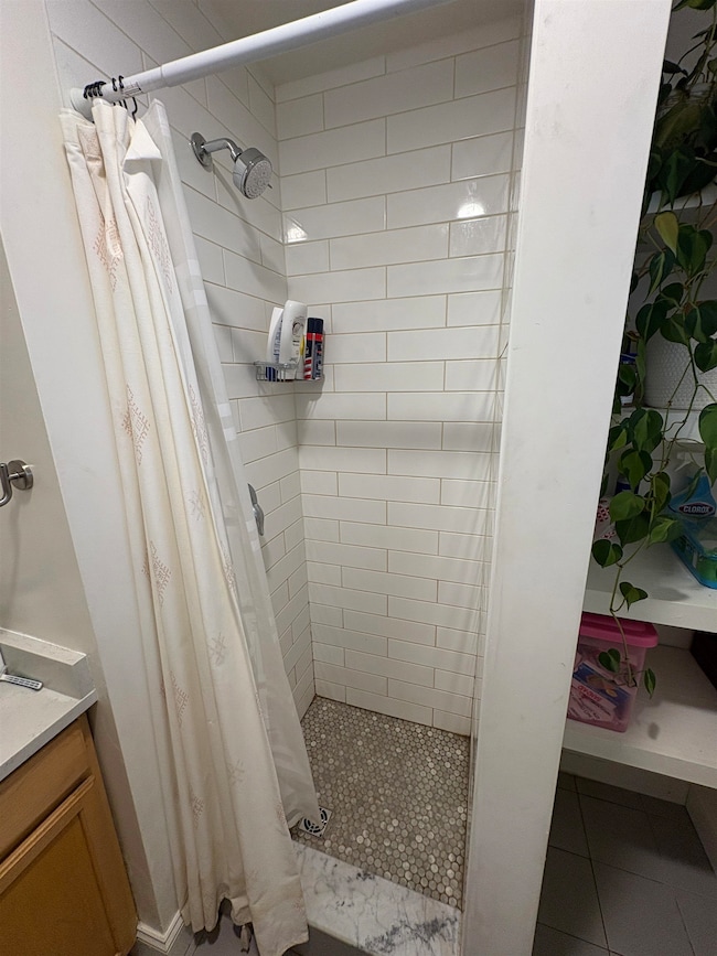 11-U Fletcher Place unit Upper, Burlington, VT 05401 - photo 7