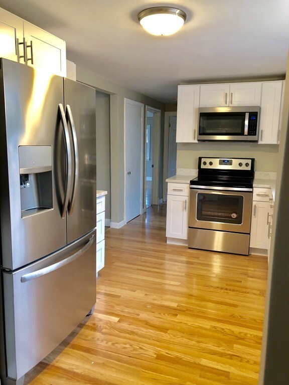 15 Burley St, Danvers, MA 01923 - photo 2