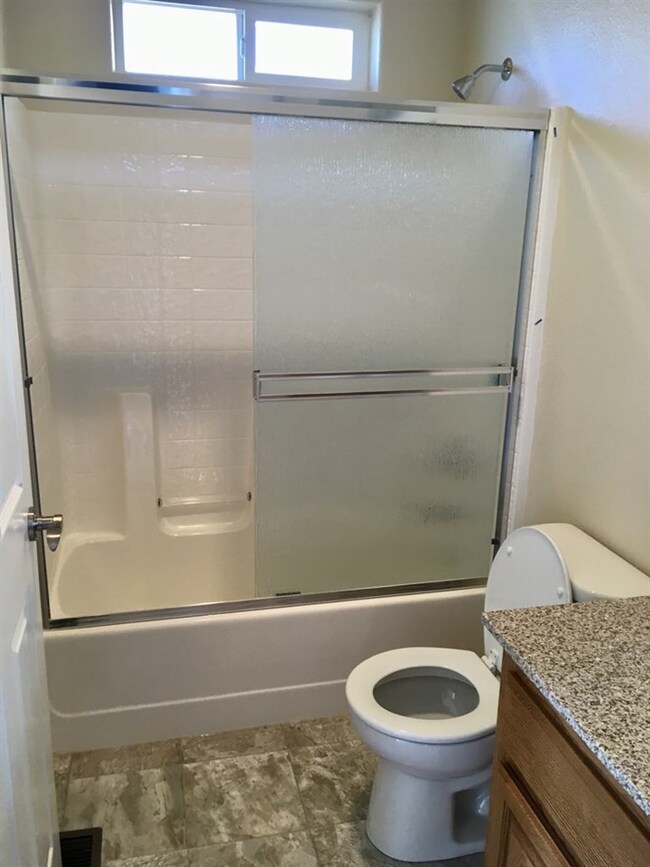 4516 Rutledge St, Fernley, NV 89408 - photo 5