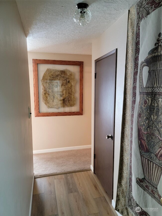 2005 Tibbetts Dr unit 210, Longview, WA 98632 - photo 5