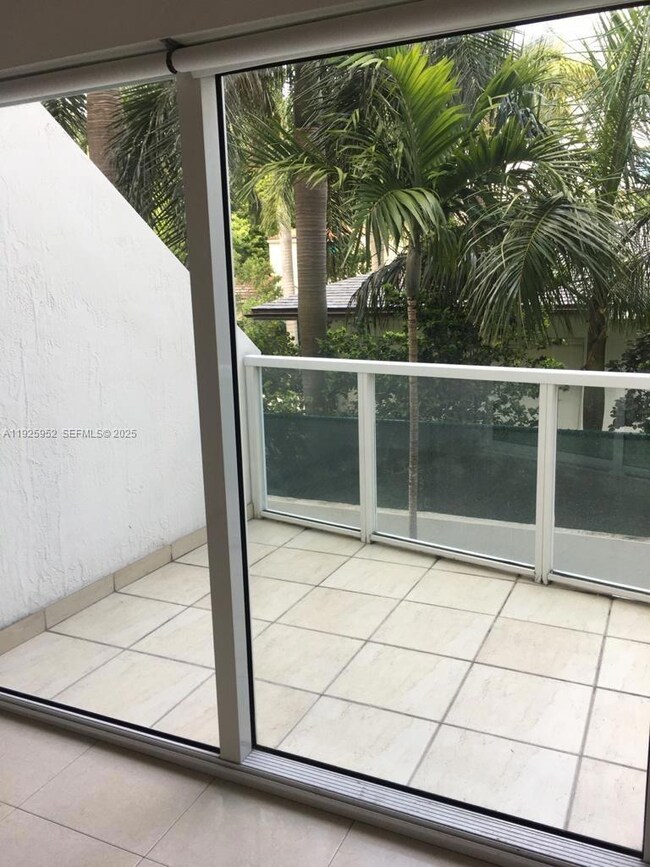 1650 Brickell Ave unit 111, Miami, FL 33129 - photo 2