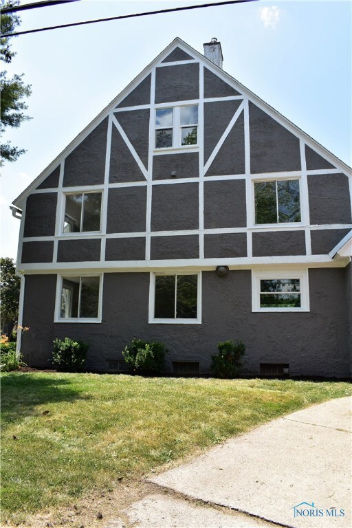 2.5 stories all renovated!