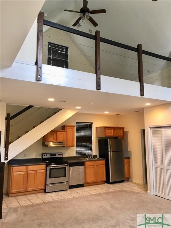 115 W 35th St unit B, Savannah, GA 31401 - photo 3