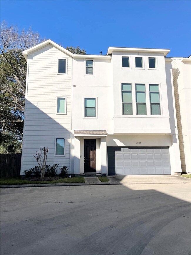 9046 Laverne Crescent, Houston, TX 77080 - photo 2