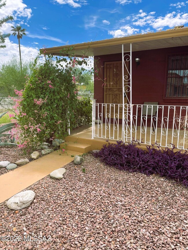 442 E Linden St, Tucson, AZ 85705 - photo 2