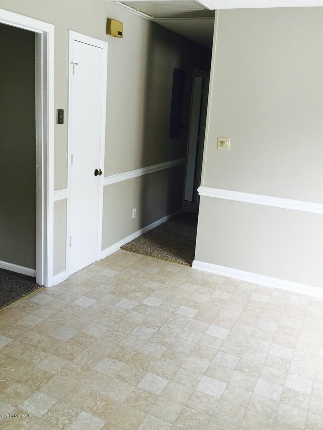 433 Cooper St, Winterville, NC 28590 - photo 4