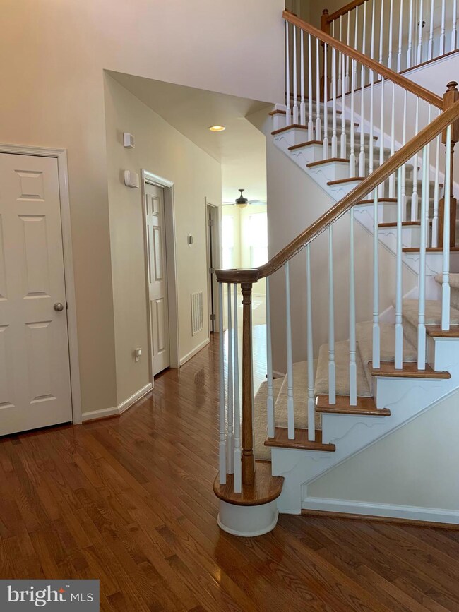 8379 Academy Rd, Ellicott City, MD 21043 - photo 3