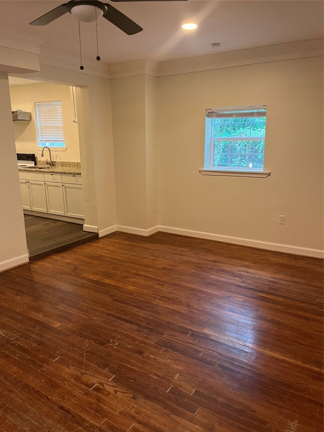 4034 Colgate St unit 1, Houston, TX 77087 - photo 5