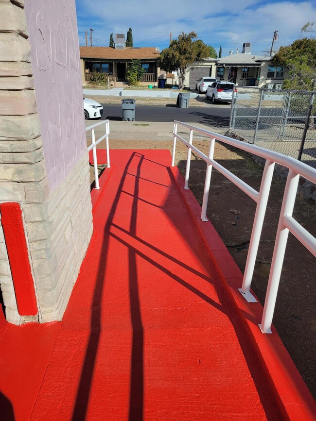 3406 Idalia Ave, El Paso, TX 79930 - photo 6