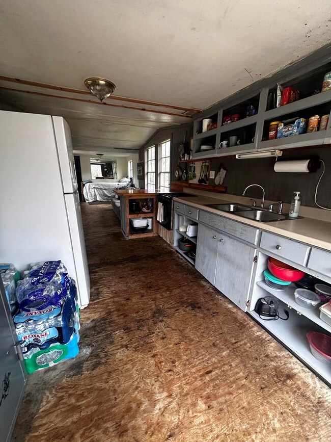 1724 River Rd, Steinhatchee, FL 32359 - photo 7