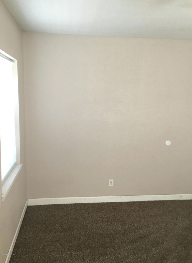 8222 Hare Ave, Jacksonville, FL 32211 - photo 7