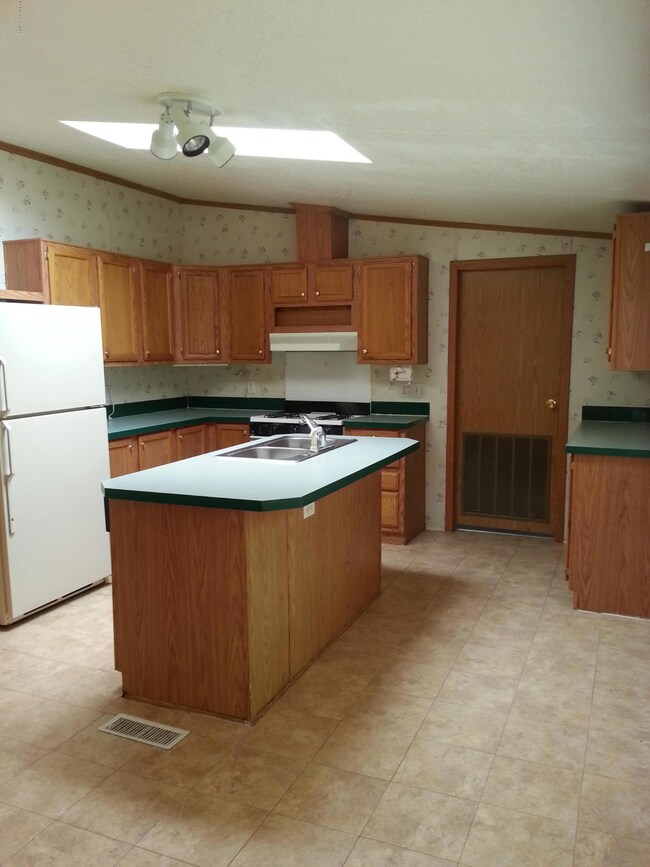 Kitchen with Island