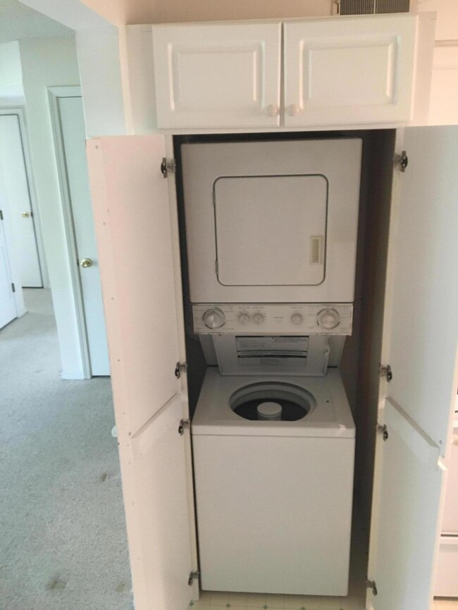 washer dryer-- fairview