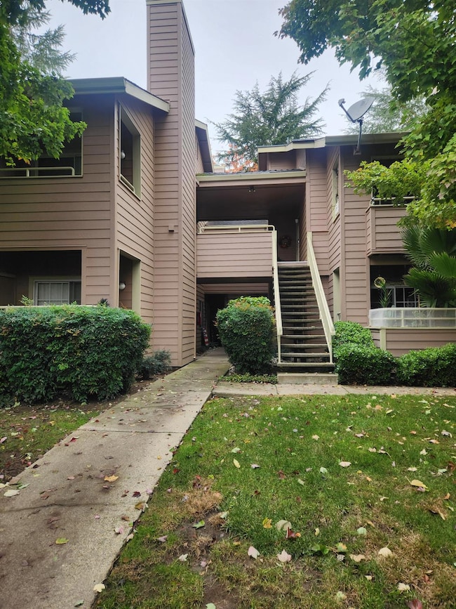 11150 Trinity River Dr, Rancho Cordova, CA 95670 - photo 7