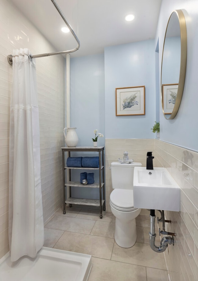 25 Indian Rd unit 2A, New York, NY 10034 - photo 7