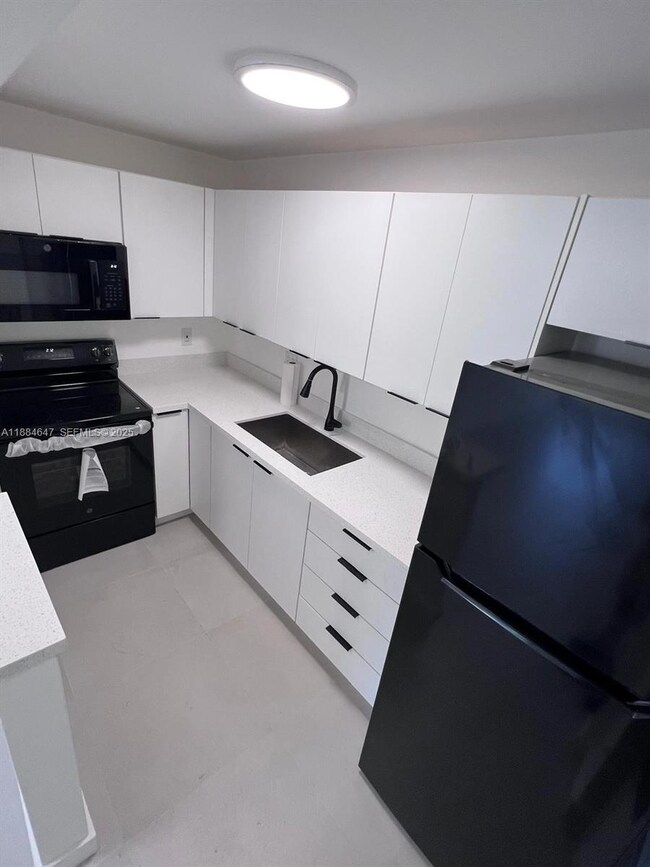 7820 NE Bayshore Ct unit 101, Miami, FL 33138 - photo 7