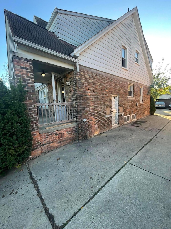 7355 Fielding St, Detroit, MI 48228 - photo 4