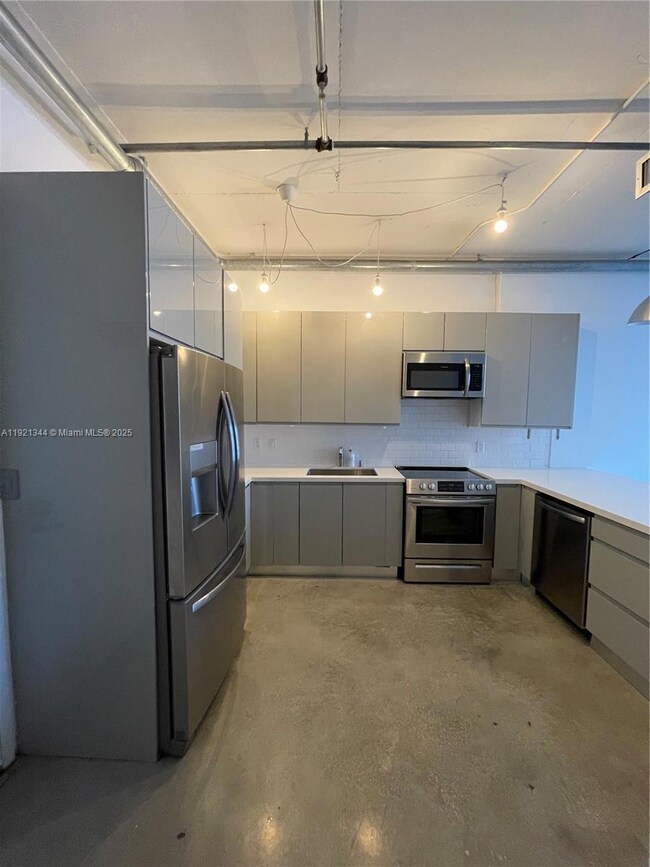 The Yorker unit 603, Miami, FL 33137 - photo 2