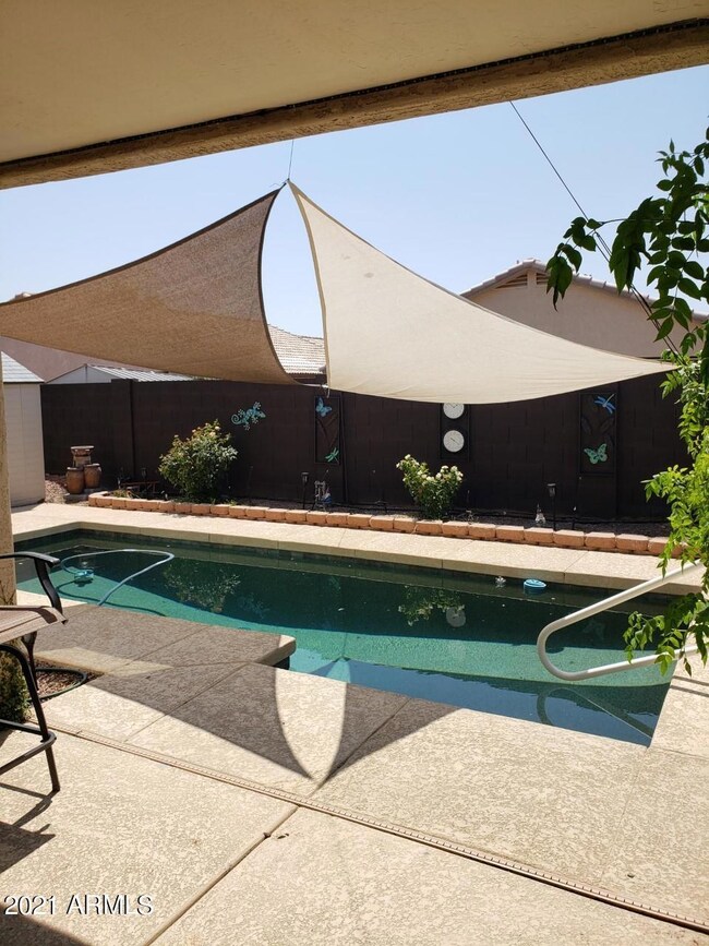 pool-2