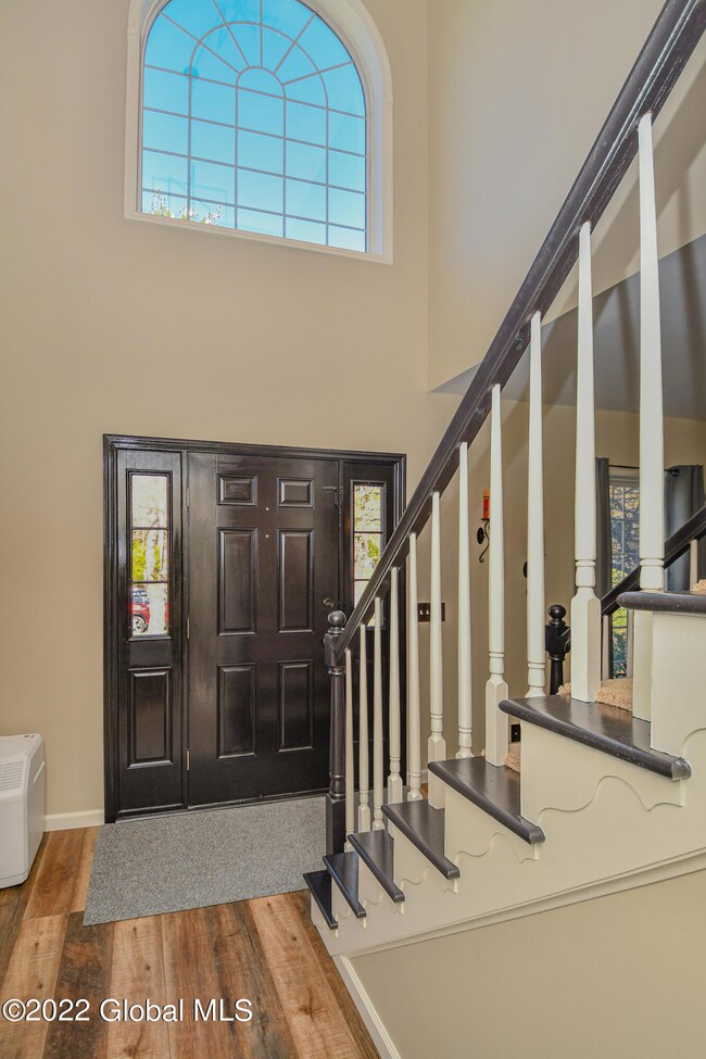 28 Brian Ct, Troy, NY 12182 - photo 5