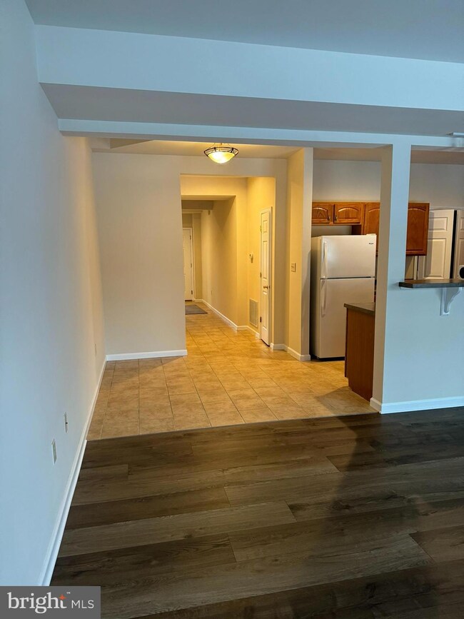 2041 Clinton Ave, Chambersburg, PA 17201 - photo 7