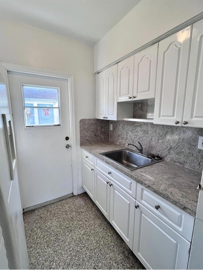 1126 Sesame St unit 3, Opa Locka, FL 33054 - photo 3