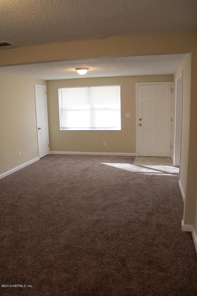 6019 Verdes Rd, Jacksonville, FL 32244 - photo 4